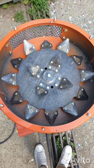 Шредер измельчитель пластика пэт «Шмель»