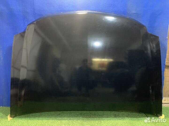 Капот Cadillace Escalade 3 GMT900