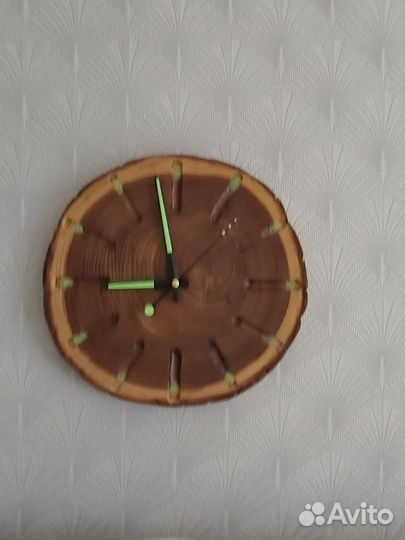 Настенные часы ручной работы дуб