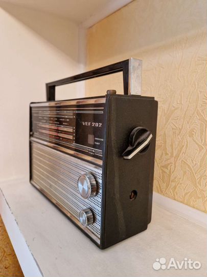 Радиоприемник транзистор VEF 202