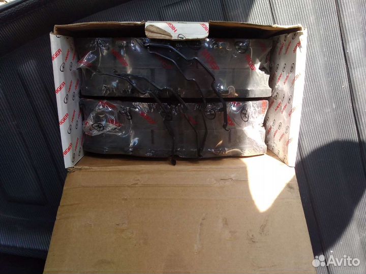 Тормозные колодки Higer