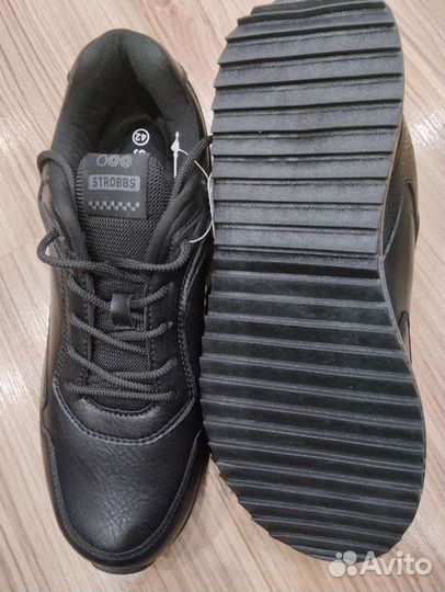 Кроссовки strobbs