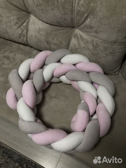 Бортик коса в кроватку