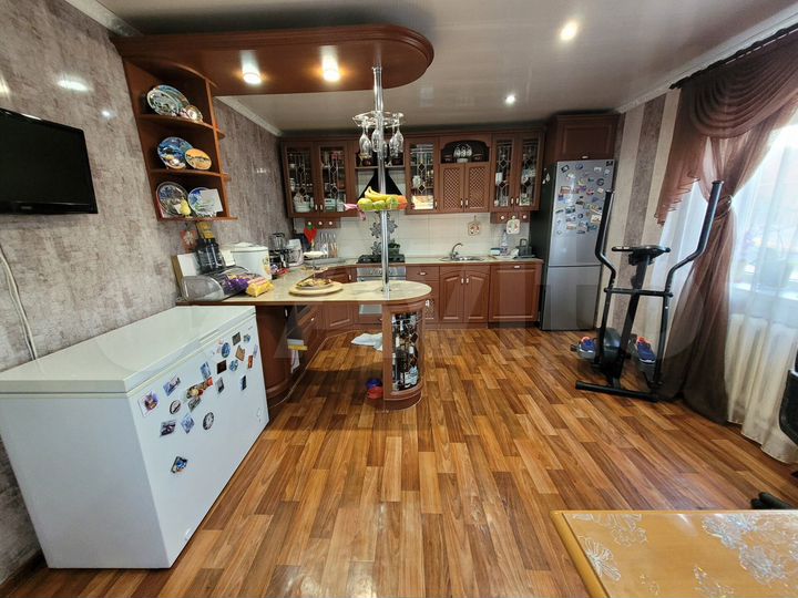 Дом 66 м² на участке 5 сот.