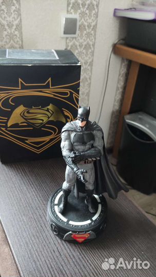 Фигурка Batman vs Superman от Iron Studios
