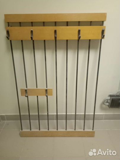 Вешалка для одежды настенная ретро