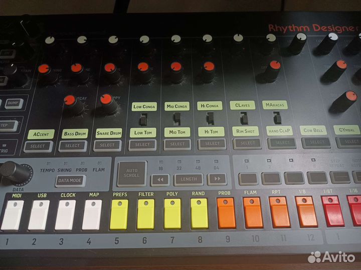 Драм машина Behringer RD-8