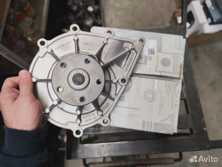 Помпа системы ож Mercedes Actros MP4 sftp