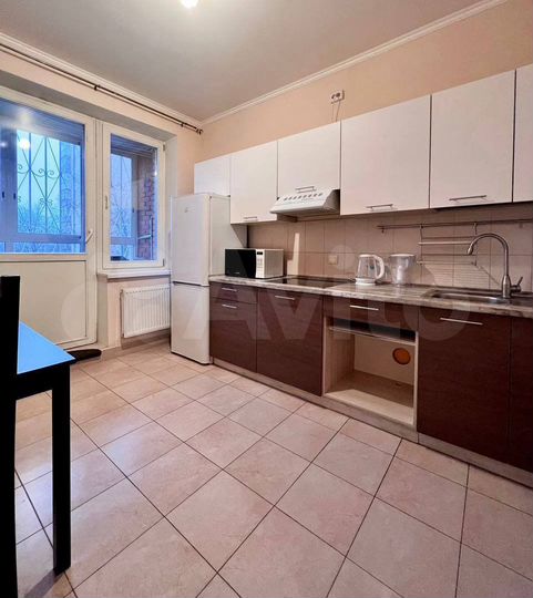 1-к. квартира, 42 м², 2/25 эт.