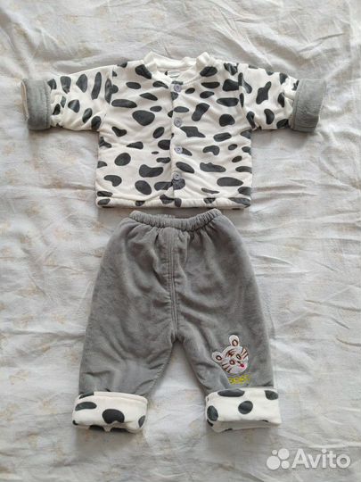 Костюмчик тройка