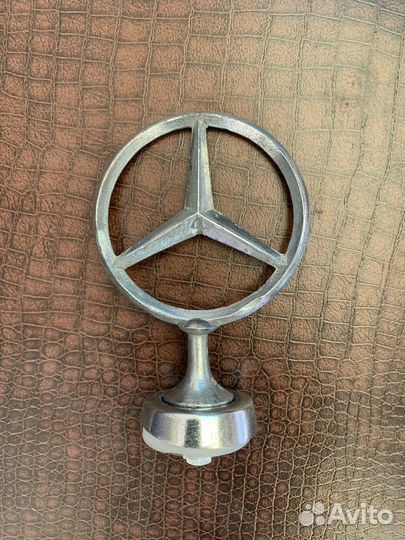 Эмблема mercedes