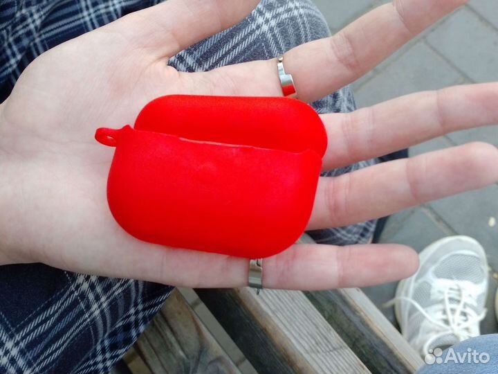 Чехол на airpods pro бу