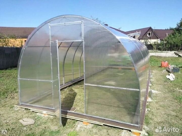 Теплицы арочные