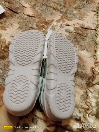 Crocs 40
