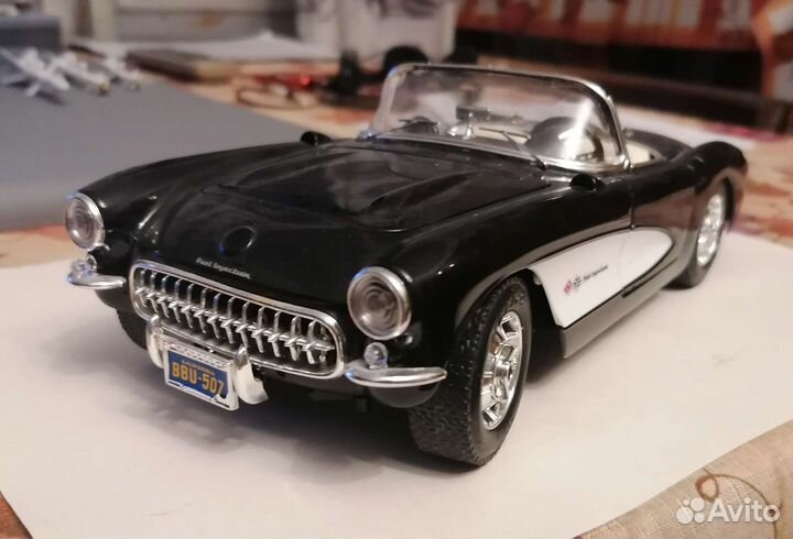 Chevrolet corvette 1957 bburago 1:18