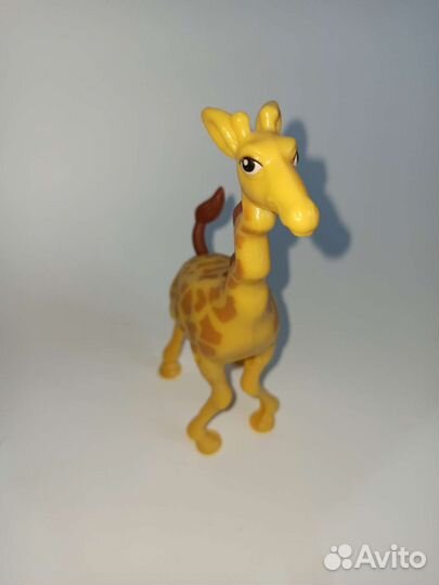Фигурка из Макдональдс Жираф