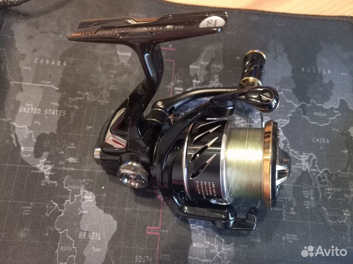 Катушка безынерционная shimano 17 sustain 2500 FI