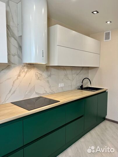 Кухонный гарнитур, монтаж бесплатно