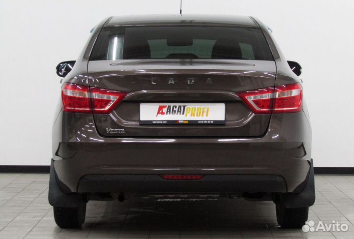 LADA Vesta 1.6 МТ, 2018, 971 100 км