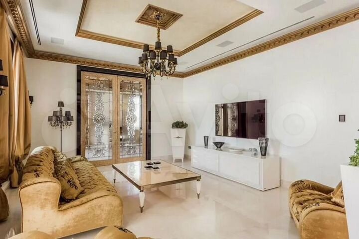 Гостиница, 750 м²