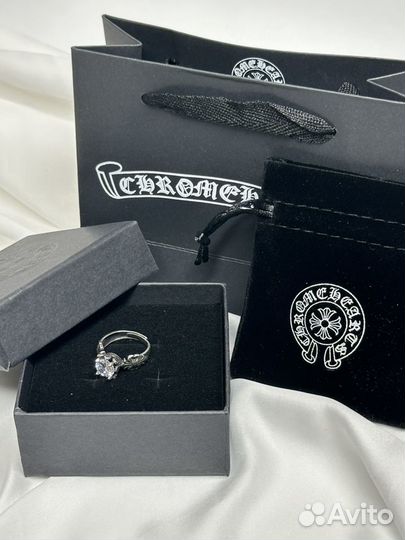 Кольцо с камнем эстетика Chrome hearts