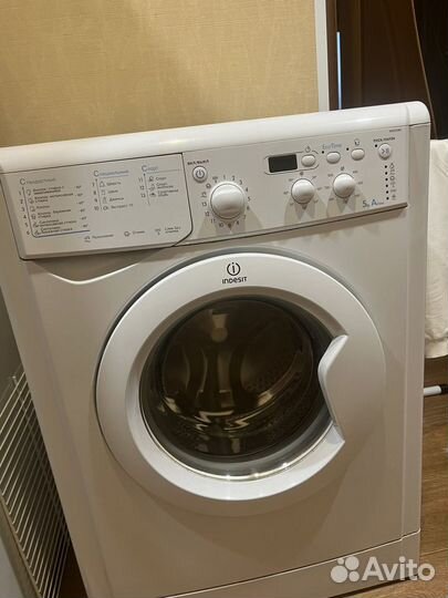 Продам стиральную машину indesit