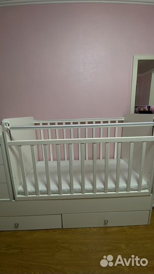 Кроватка трансформер с маятником