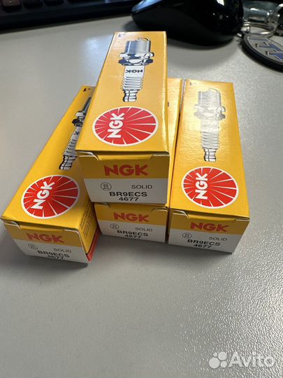 Свечи зажигания NGK BR9ECS 4677
