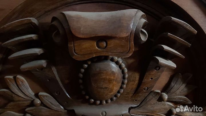 Навершие на шкаф или горку