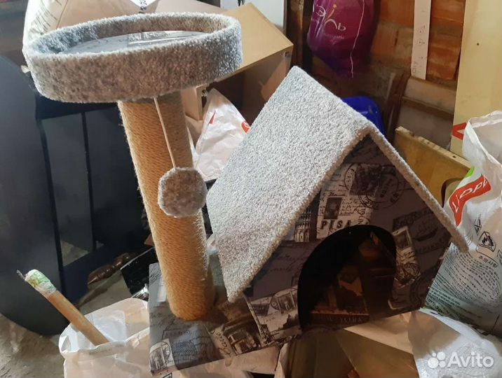 Домик для кошки с когтеточкой