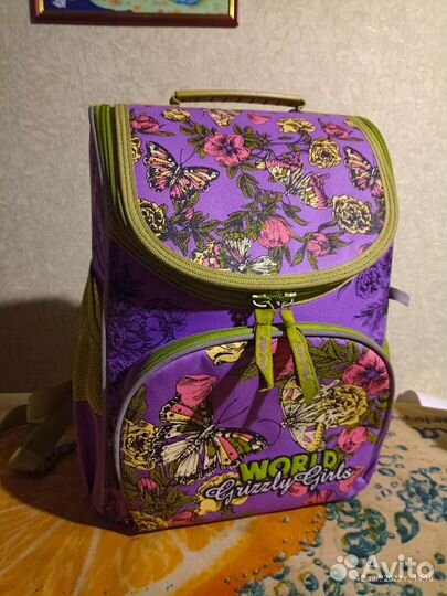 Школьный рюкзак