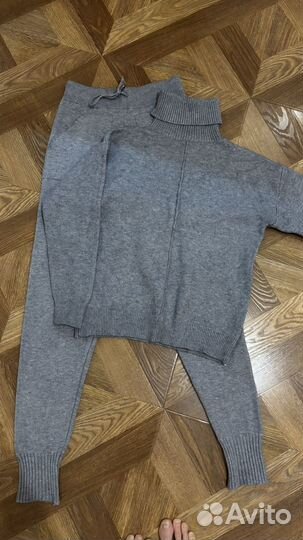 Трикотажный костюм кофта со штанами 40-42 р-р
