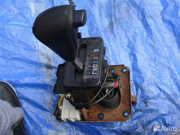 Селектор АКПП Toyota Land Cruiser HDJ101 1HD 2000