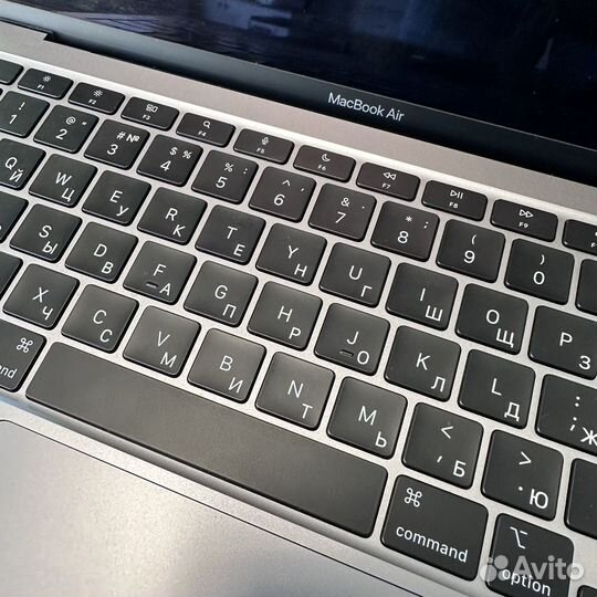 MacBook Air m1 8 256 gb (103 цикла, гарантия)