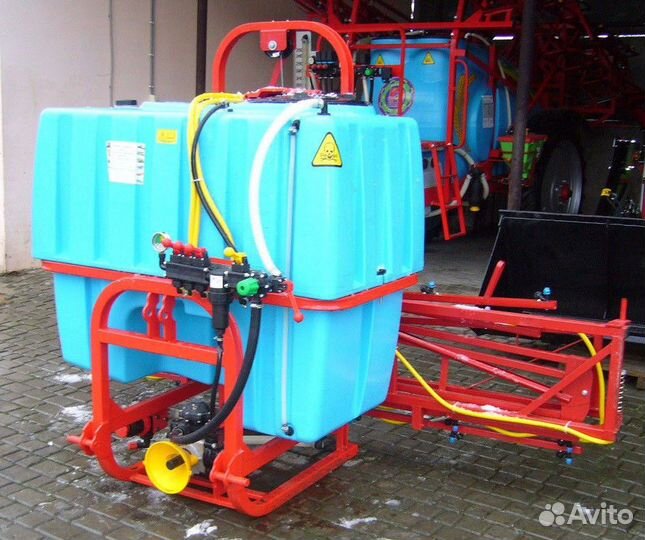 Опрыскиватель навесной