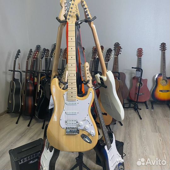 Электрогитара, новая