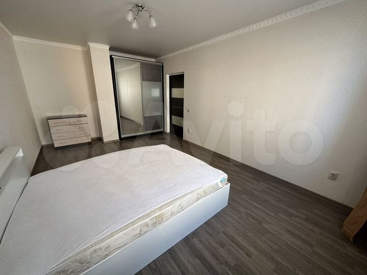 1-к. квартира, 54 м², 3/7 эт.