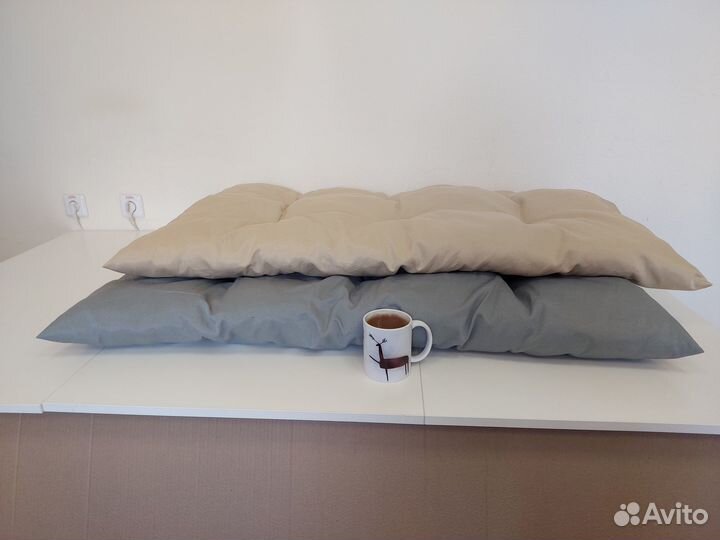 Мягкая лежанка для кошек и собак