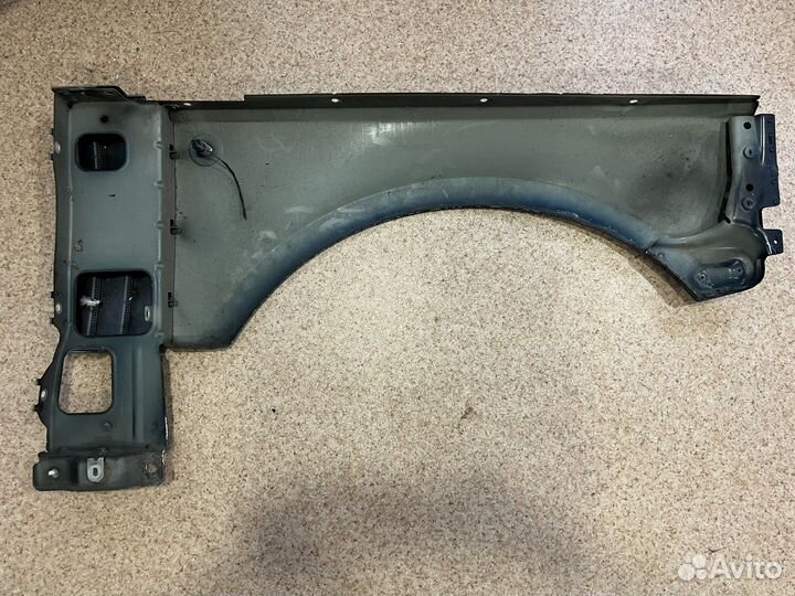 Крыло переднее правое lend range rover