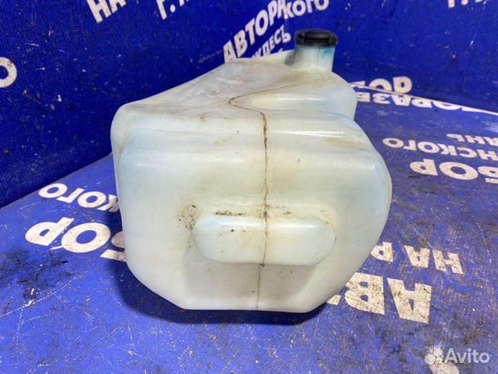 Бачок омывателя Renault Logan 1 седан 2012