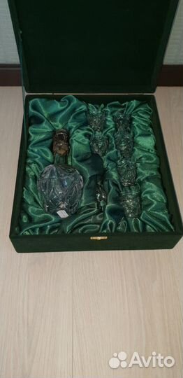 Штоф георгиевский и 6 стаканов