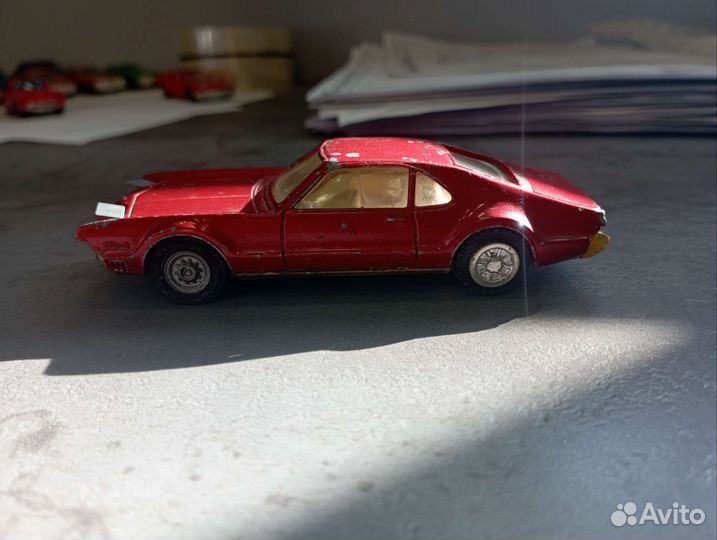 Модель Corgi Toys Oldsmobile Toronado 1/43