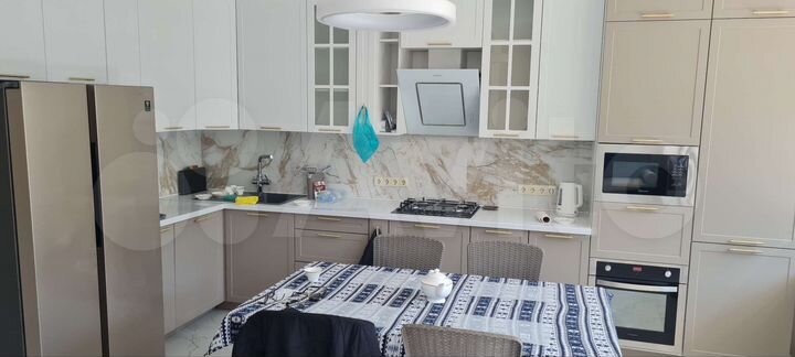 3-к. квартира, 88 м², 1/3 эт.