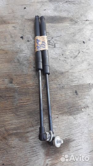 Амортизатор капота Bmw 1-Series E81 E87