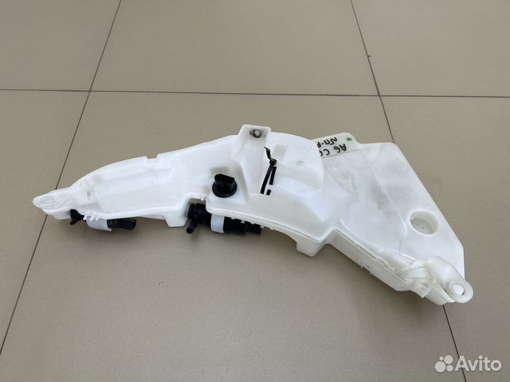 Бачок омывателя Audi A6 C6