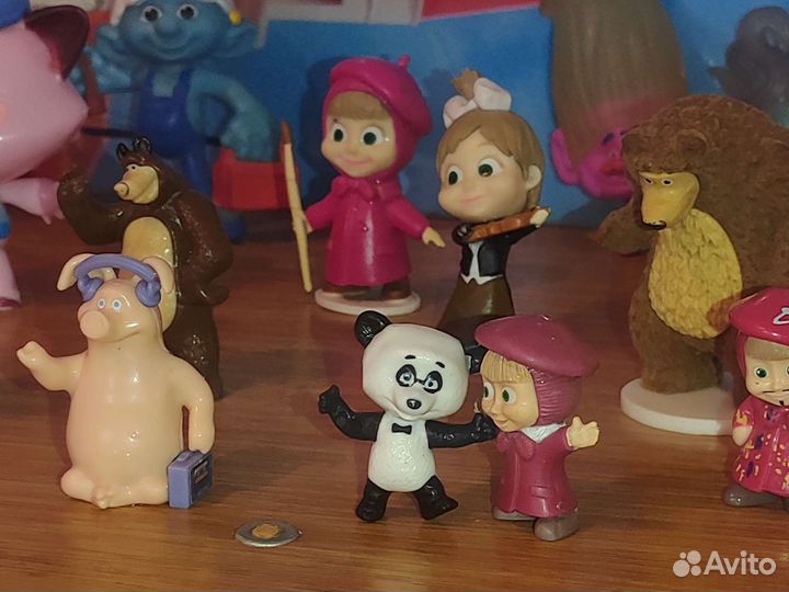 Игрушки из киндера пакетом