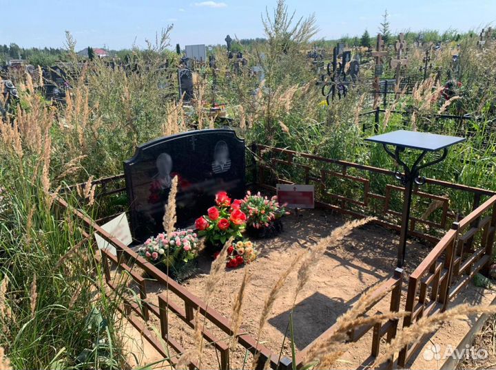 Памятники гранитные, установка, благоустройство