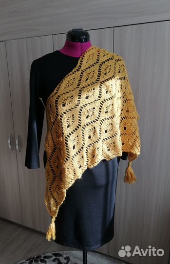 Бактус вязаный (шаль/косынка/шарф)