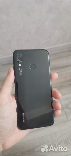 HUAWEI P20 Lite, 4/64 ГБ