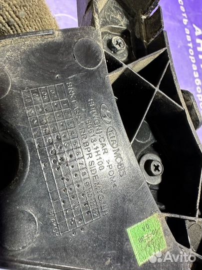 Крепление бампера заднее левое Kia Ceed ED D4FB